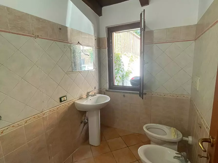 Immagine 11 di Casa indipendente in vendita  in via Quero snc a Roma