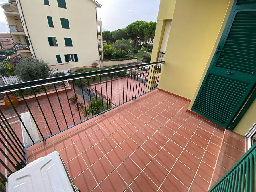 Immagine 17 di Appartamento in vendita  in via Diano Castello 74 a Diano Arentino