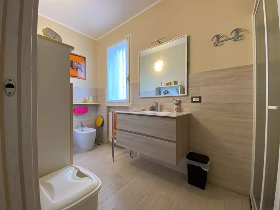 Immagine 13 di Appartamento in vendita  in via Diano Castello 74 a Diano Arentino