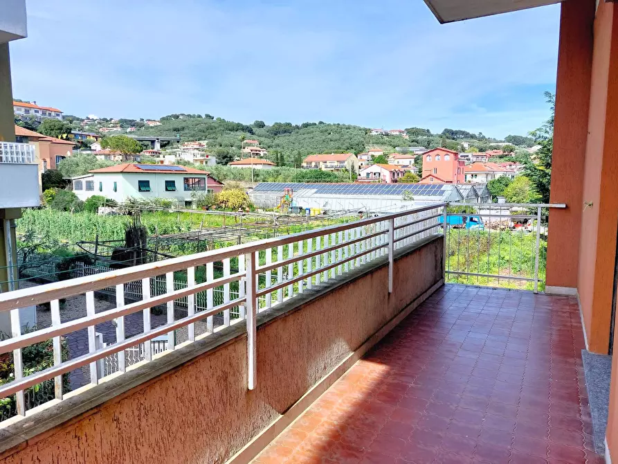 Immagine 17 di Appartamento in vendita  in via Gombi San Siro 19 a Diano Arentino