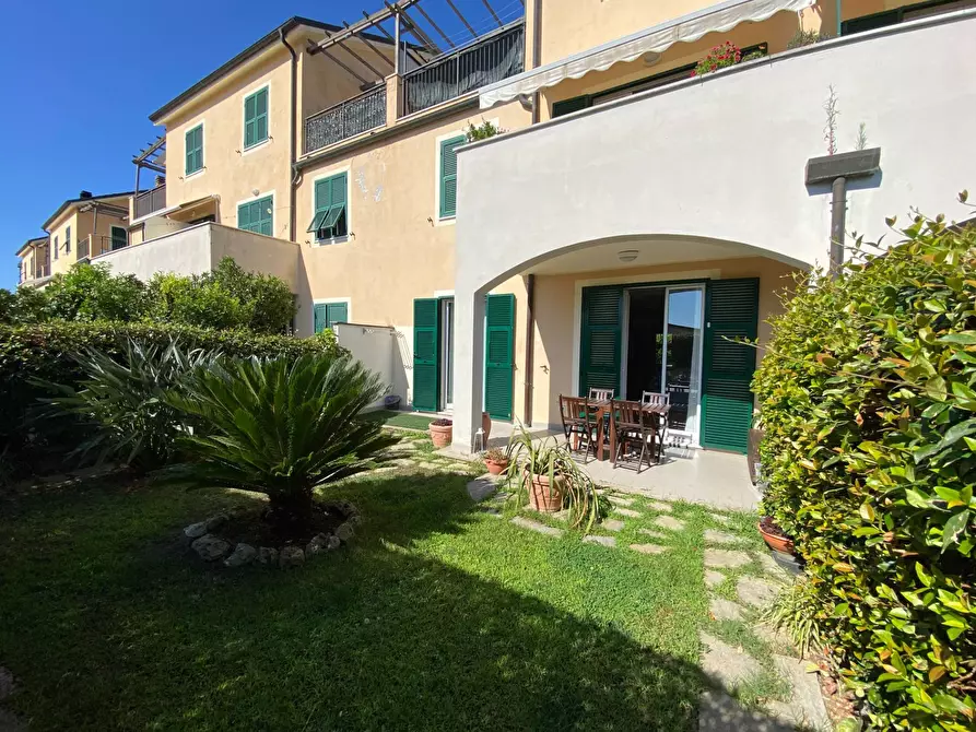 Immagine 8 di Appartamento in vendita  in via Manzoni 41 a San Bartolomeo Al Mare