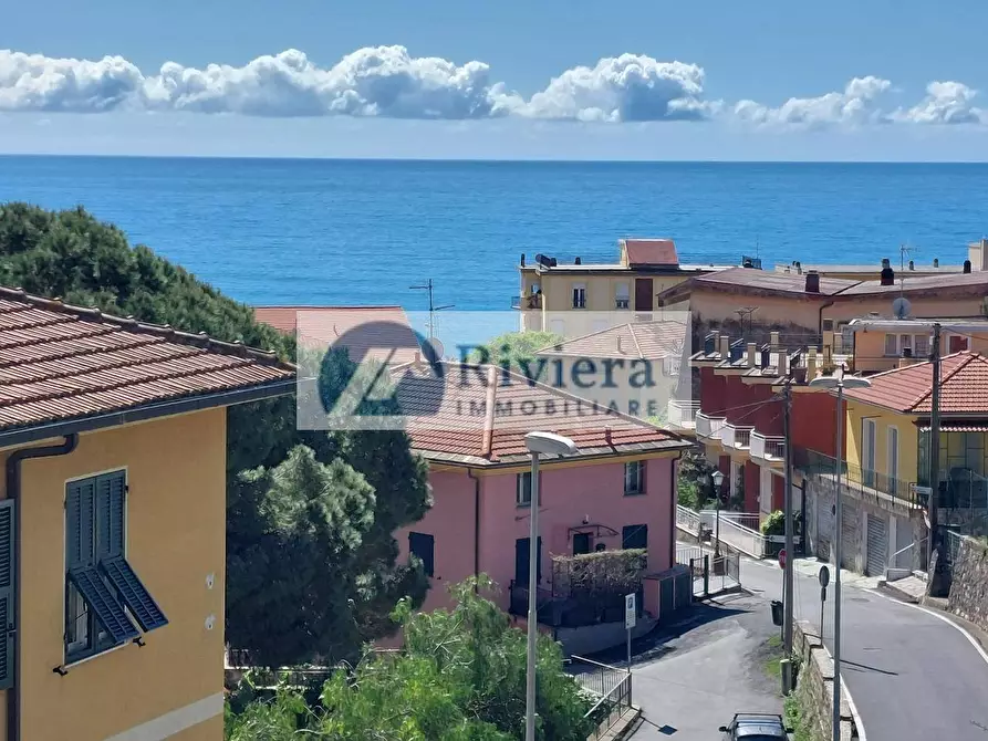 Immagine 5 di Appartamento in vendita  in via Solitario delle Alpi 13 a Cervo