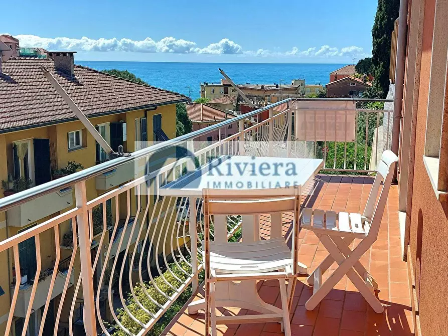 Immagine 15 di Appartamento in vendita  in via Solitario delle Alpi 13 a Cervo