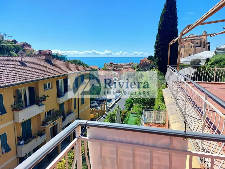 Immagine 16 di Appartamento in vendita  in via Solitario delle Alpi 13 a Cervo