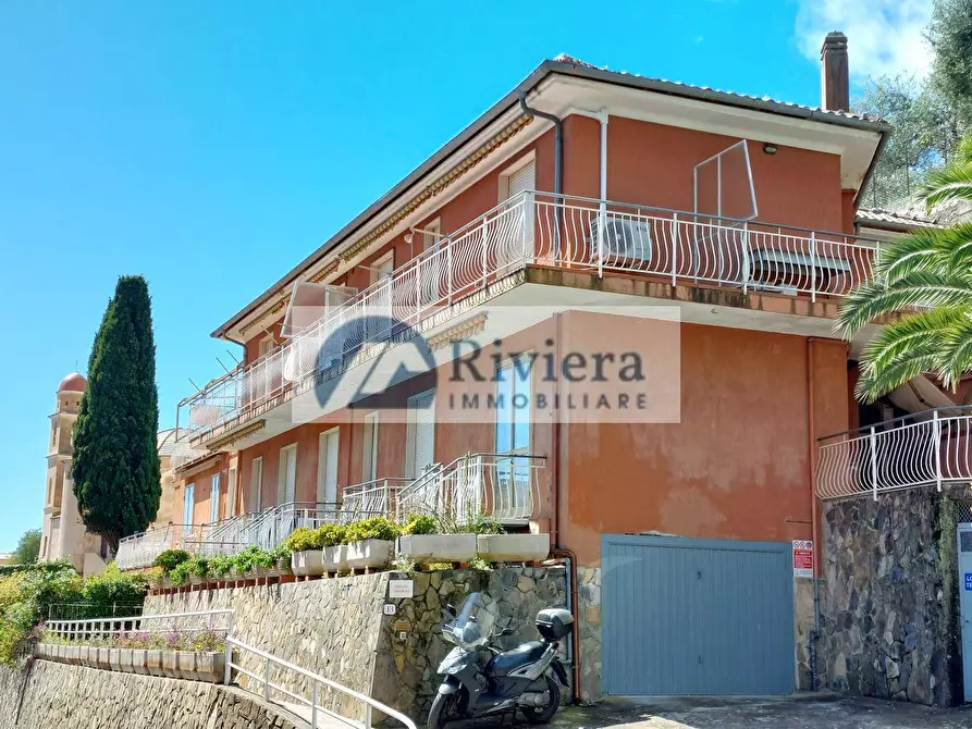 Immagine 41 di Appartamento in vendita  in via Solitario delle Alpi 13 a Cervo