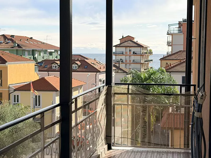 Immagine 5 di Appartamento in vendita  in piazza XXV Aprile a San Bartolomeo Al Mare