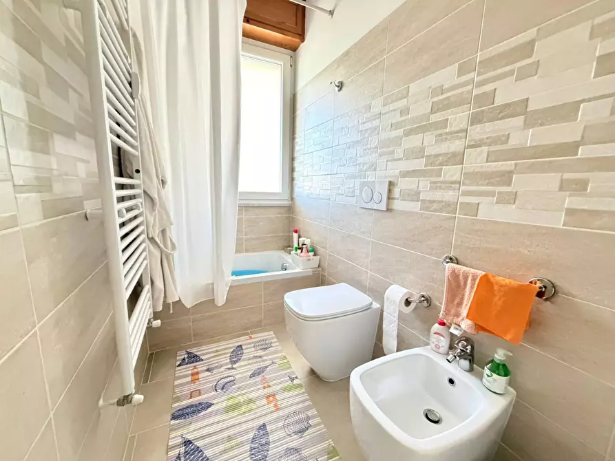 Immagine 16 di Appartamento in vendita  in piazza XXV Aprile a San Bartolomeo Al Mare