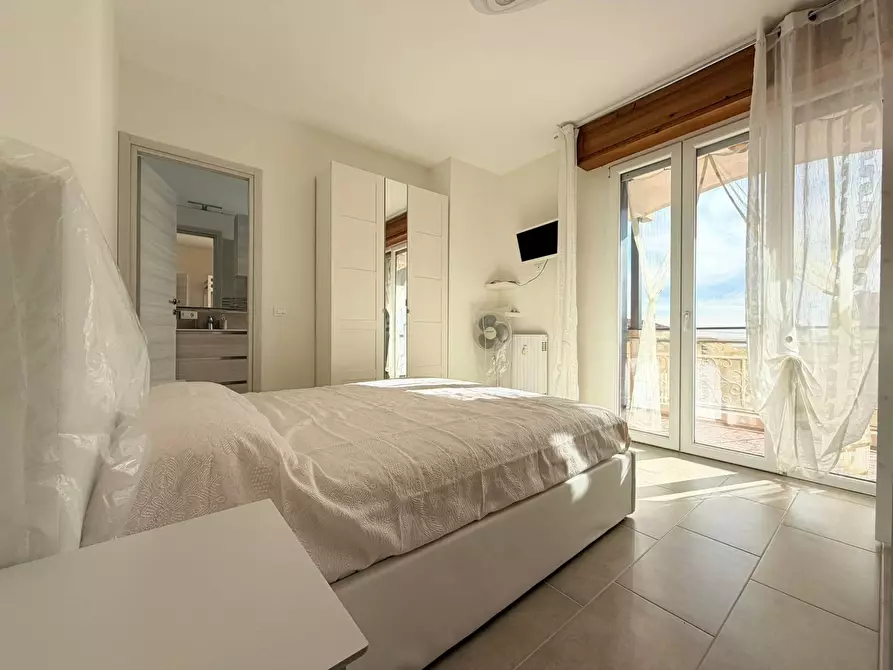 Immagine 21 di Appartamento in vendita  in piazza XXV Aprile a San Bartolomeo Al Mare