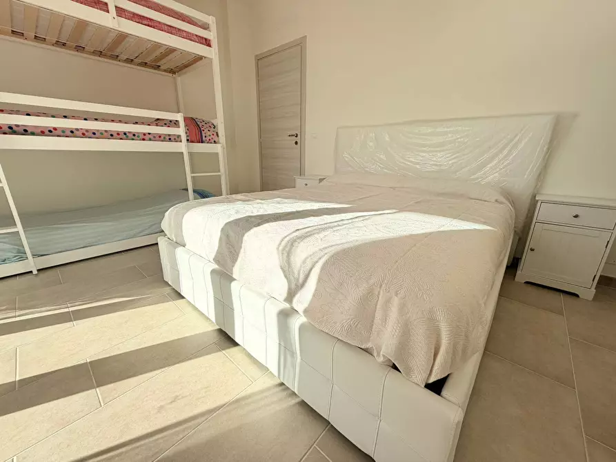 Immagine 22 di Appartamento in vendita  in piazza XXV Aprile a San Bartolomeo Al Mare