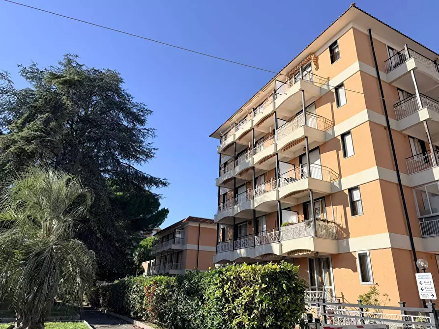 Immagine 27 di Appartamento in vendita  in piazza XXV Aprile a San Bartolomeo Al Mare