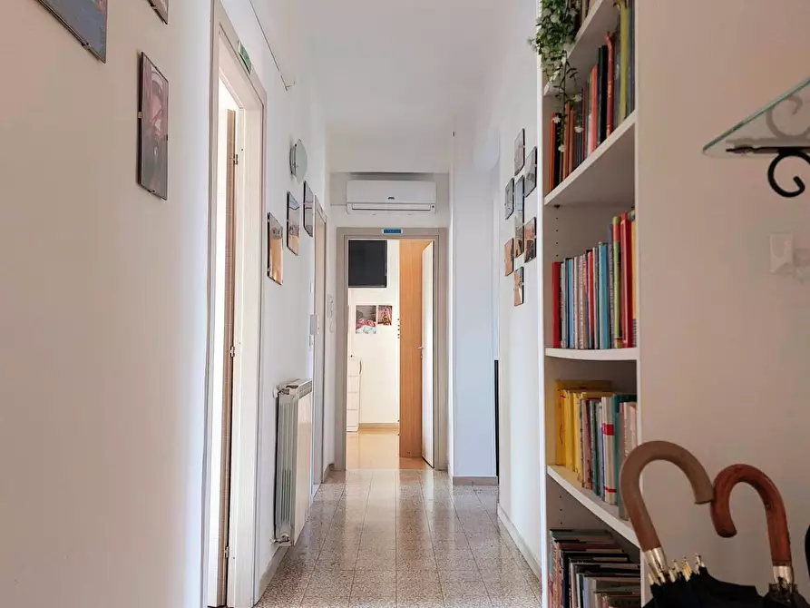 Immagine 7 di Appartamento in vendita  in Piazza Mameli 5 a Imperia