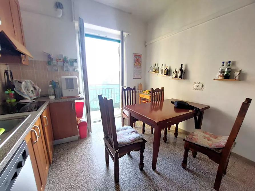 Immagine 9 di Appartamento in vendita  in Piazza Mameli 5 a Imperia