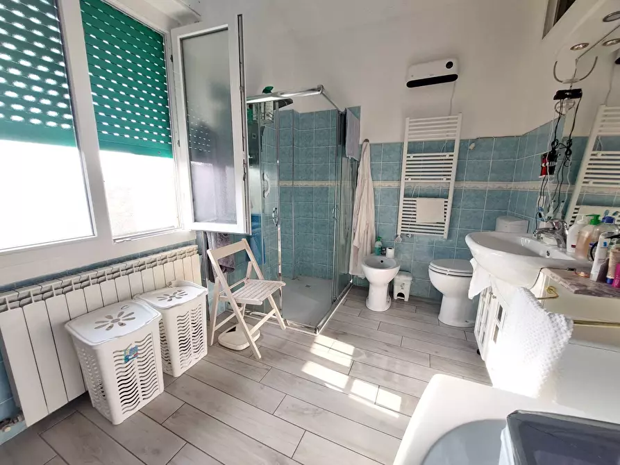 Immagine 22 di Appartamento in vendita  in Piazza Mameli 5 a Imperia