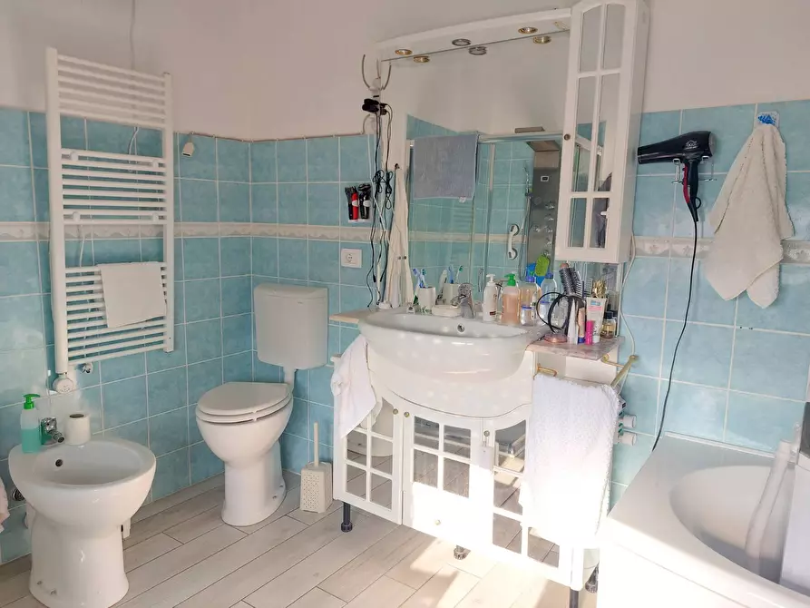 Immagine 23 di Appartamento in vendita  in Piazza Mameli 5 a Imperia