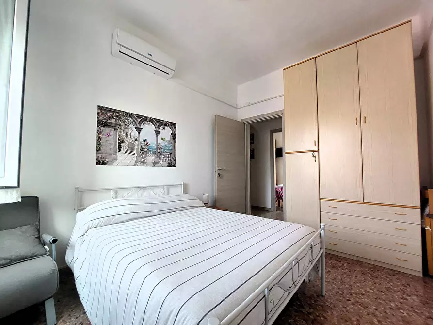 Immagine 29 di Appartamento in vendita  in Piazza Mameli 5 a Imperia