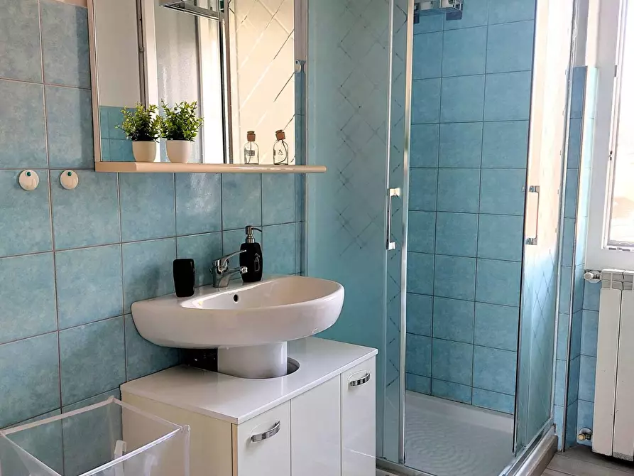 Immagine 31 di Appartamento in vendita  in Piazza Mameli 5 a Imperia