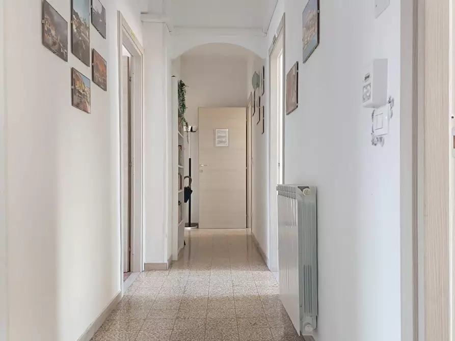 Immagine 33 di Appartamento in vendita  in Piazza Mameli 5 a Imperia