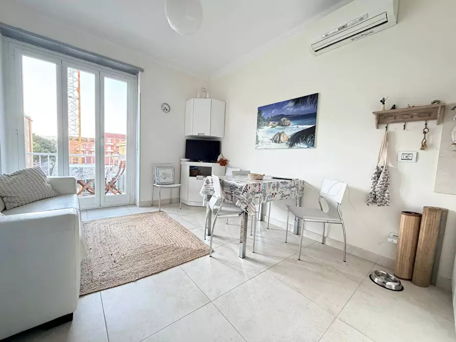 Immagine 3 di Appartamento in vendita  in Via Elba 5 a San Bartolomeo Al Mare