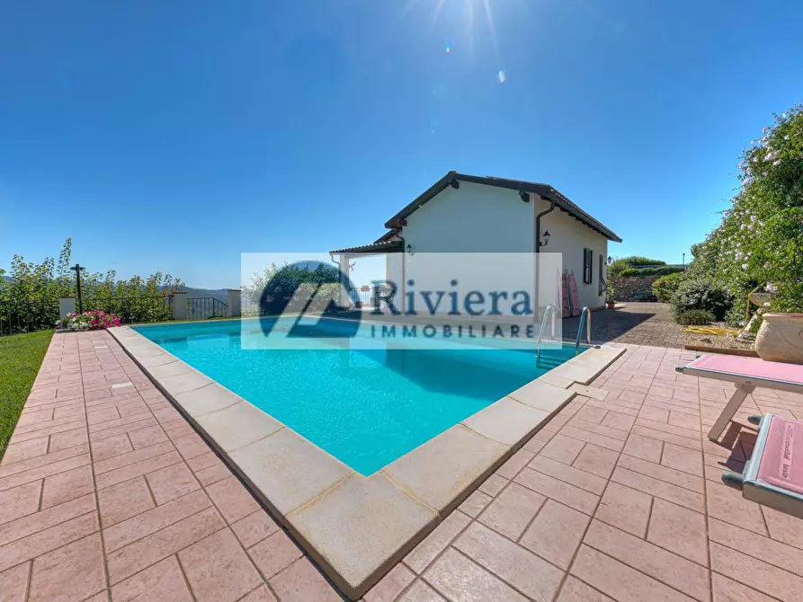 Immagine 9 di Villa in vendita  in Strada Civezza 55 a Imperia