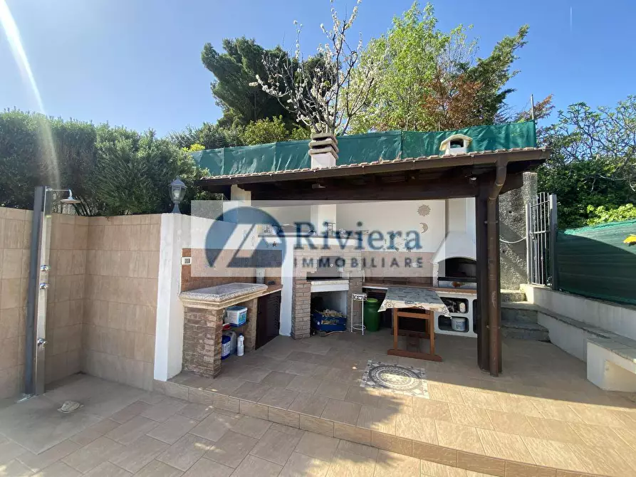 Immagine 51 di Villa in vendita  in Strada Civezza 55 a Imperia