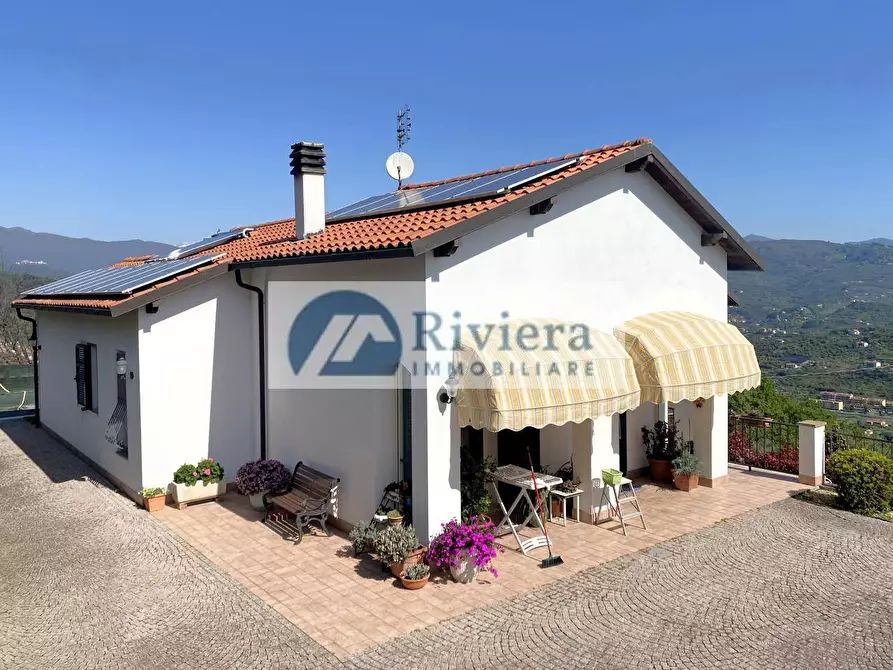 Immagine 55 di Villa in vendita  in Strada Civezza 55 a Imperia