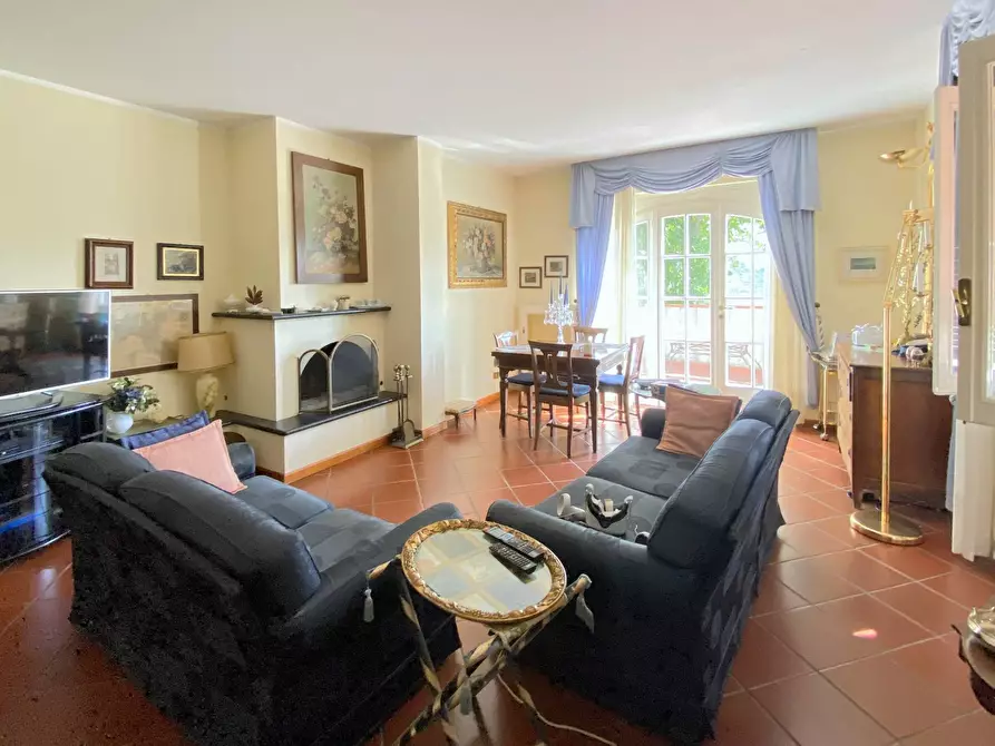 Immagine 7 di Casa semindipendente in vendita  in Strada Massabovi 13 a Imperia