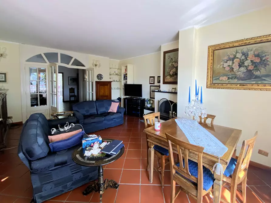 Immagine 8 di Casa semindipendente in vendita  in Strada Massabovi 13 a Imperia