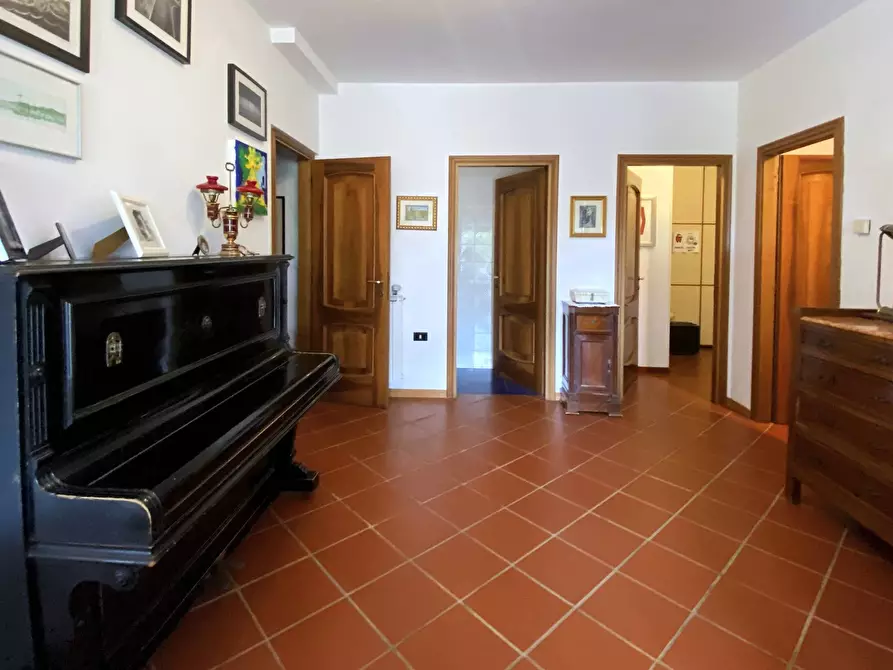 Immagine 16 di Casa semindipendente in vendita  in Strada Massabovi 13 a Imperia