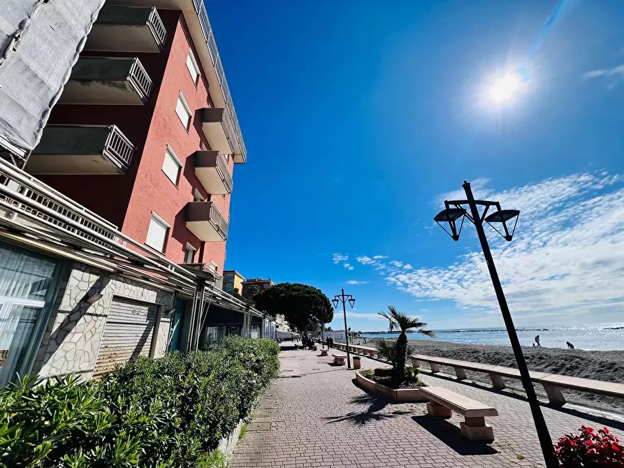 Immagine 4 di Appartamento in vendita  in delle Nazioni 50 a San Bartolomeo Al Mare