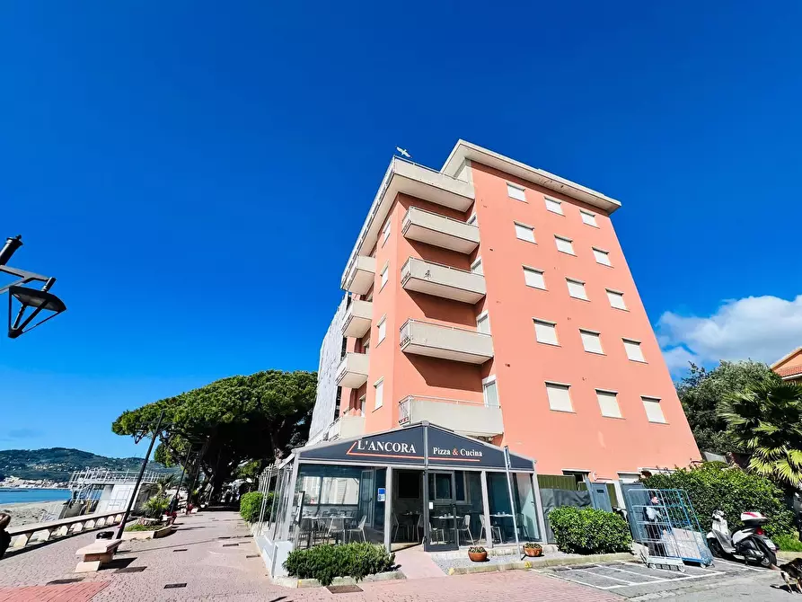 Immagine 9 di Appartamento in vendita  in delle Nazioni 50 a San Bartolomeo Al Mare