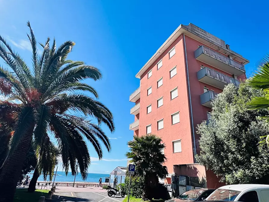 Immagine 16 di Appartamento in vendita  in delle Nazioni 50 a San Bartolomeo Al Mare