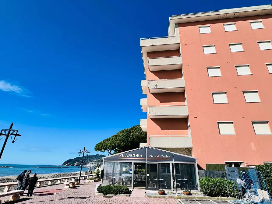 Immagine 6 di Appartamento in vendita  in delle Nazioni 51 a San Bartolomeo Al Mare