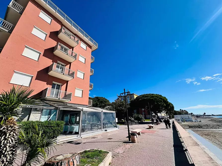 Immagine 8 di Appartamento in vendita  in delle Nazioni 51 a San Bartolomeo Al Mare