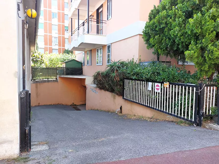 Immagine 16 di Box auto in vendita  in XXV Aprile a San Bartolomeo Al Mare