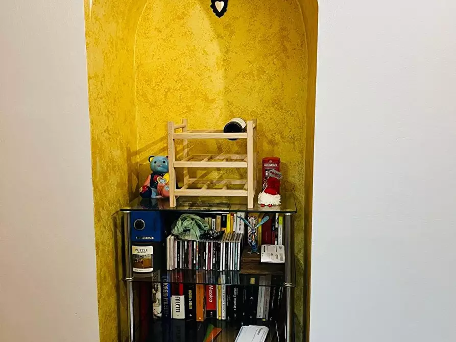 Immagine 11 di Appartamento in vendita  in Piazza a Andora