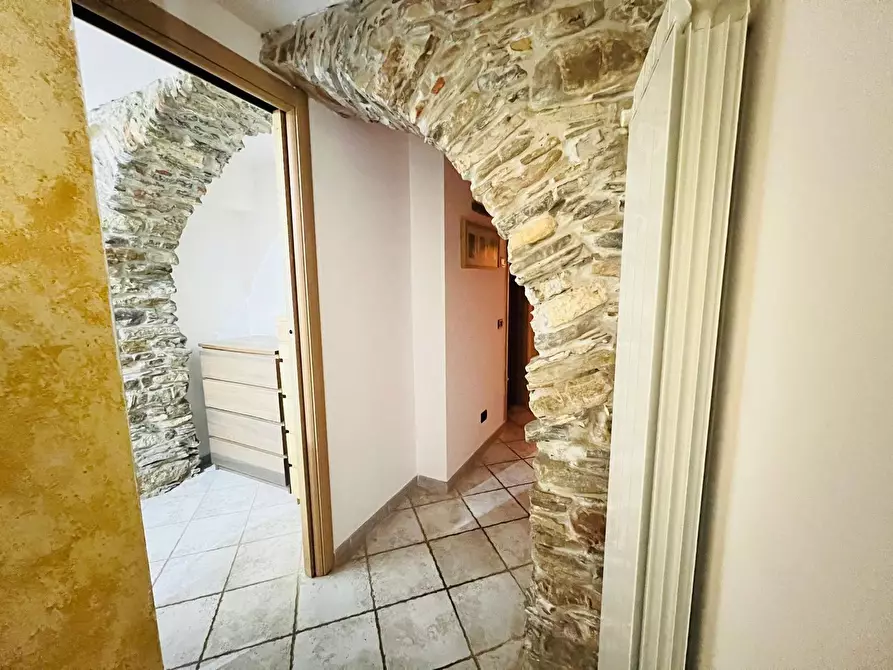 Immagine 16 di Appartamento in vendita  in Piazza a Andora