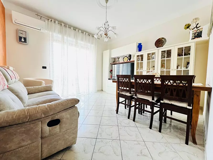 Immagine 2 di Appartamento in vendita  in Ludovico Giordano 6 a Imperia