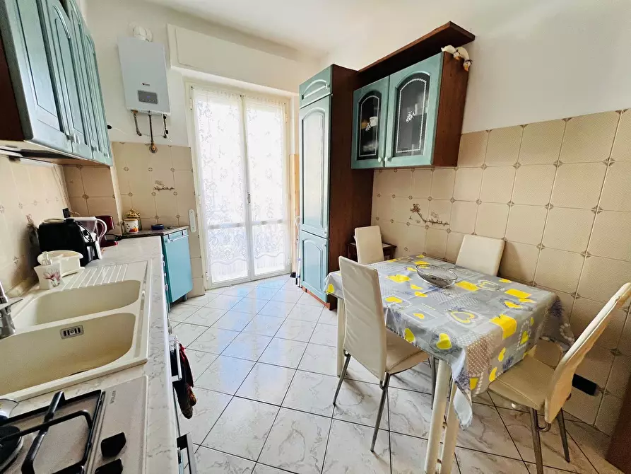 Immagine 8 di Appartamento in vendita  in Ludovico Giordano 6 a Imperia
