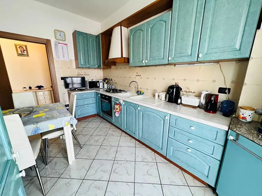 Immagine 10 di Appartamento in vendita  in Ludovico Giordano 6 a Imperia