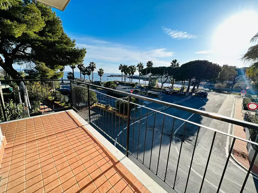 Immagine 8 di Appartamento in vendita  in alla Foce 27 a Badalucco