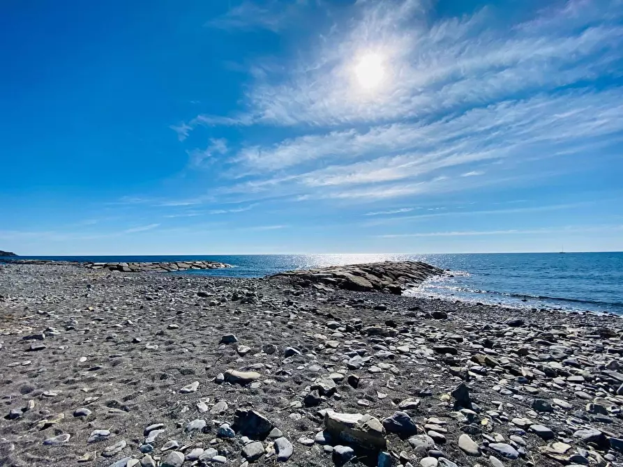 Immagine 16 di Appartamento in vendita  in alla Foce 27 a Badalucco