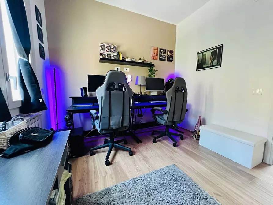 Immagine 12 di Appartamento in vendita  in Torino 58 a Chiusanico