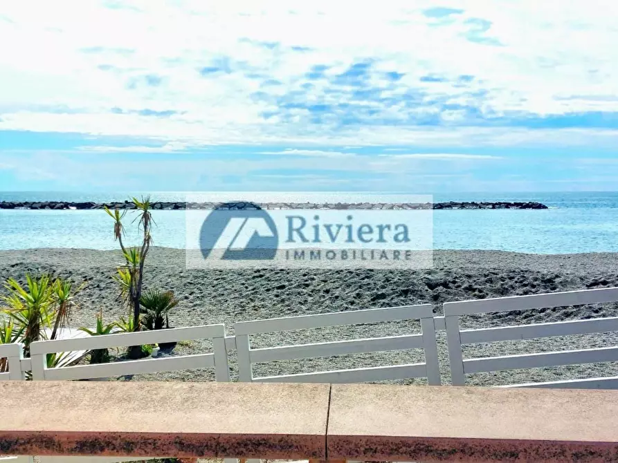 Immagine 4 di Appartamento in vendita  in della Madonna 4 a San Bartolomeo Al Mare