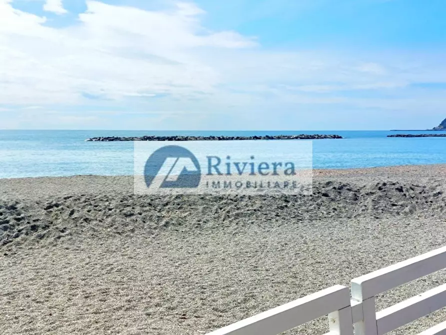 Immagine 30 di Appartamento in vendita  in della Madonna 4 a San Bartolomeo Al Mare