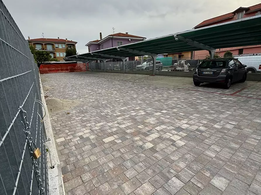 Immagine 2 di Box auto in vendita  in Saponiera a Diano Arentino