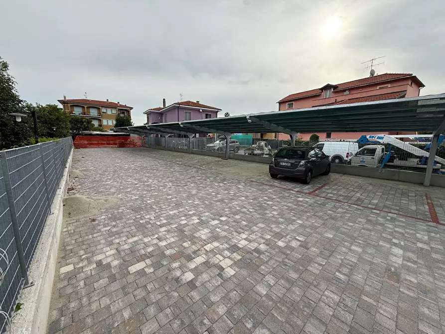 Immagine 3 di Box auto in vendita  in Saponiera a Diano Arentino