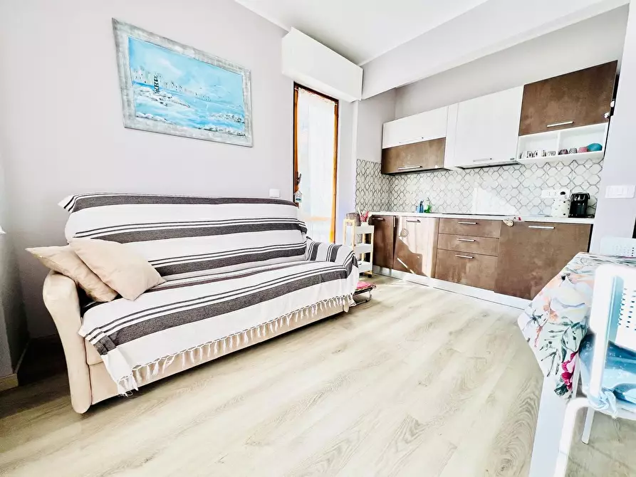 Immagine 4 di Appartamento in vendita  in Gallinara 6 a San Bartolomeo Al Mare