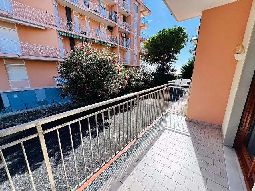 Immagine 16 di Appartamento in vendita  in degli Aranci 9 a San Bartolomeo Al Mare