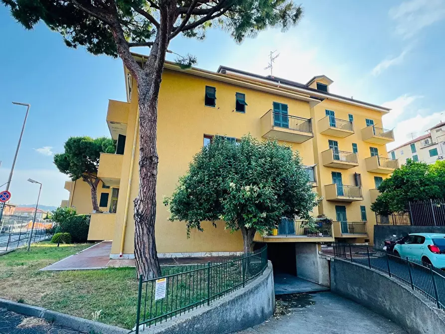 Immagine 23 di Appartamento in vendita  in Guglielmo Marconi 9 a San Bartolomeo Al Mare