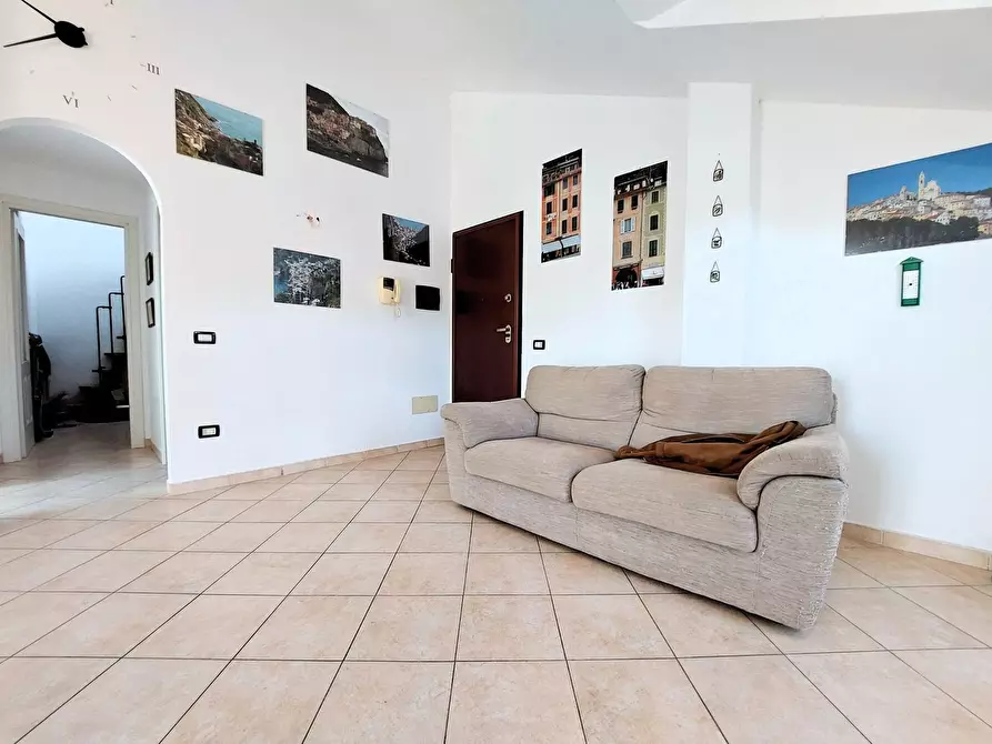 Immagine 15 di Appartamento in vendita  in via Diano San Pietro a Diano Arentino